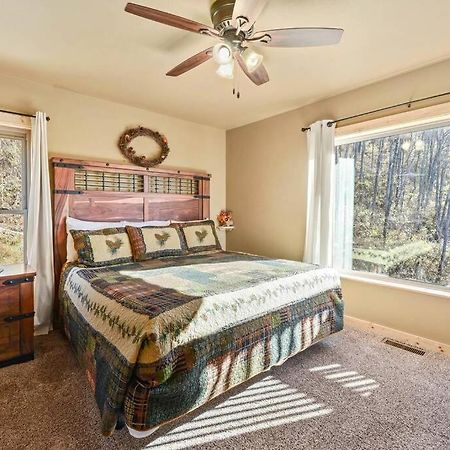 Walnut Ridge Cabin. Sleeps 7-11! Hot Tub, Pool Table, Minutes To Downtown Gatlinburg! Exterior photo